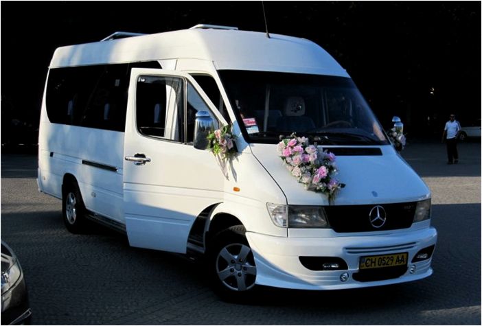 Как выбрать автобус на свадьбу?
